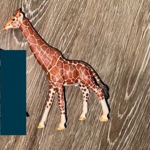 Cabela's Giraffe figure. Excellent condition